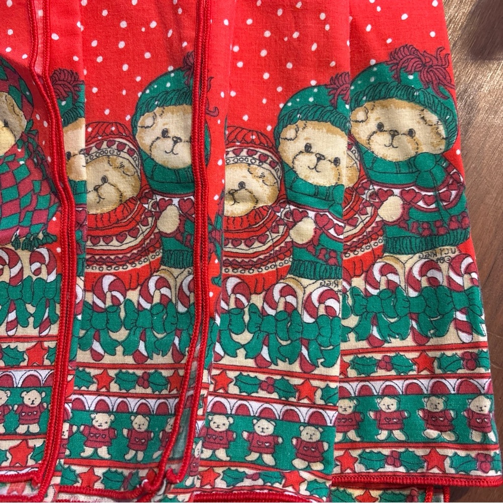 LOT of 4 Vintage Christmas Cloth Napkins Teddy Bears 80's Lucy Rigg